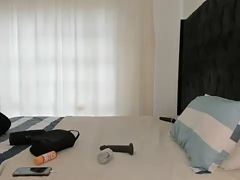 Ass-Queen online show from November 18, 8:19 am