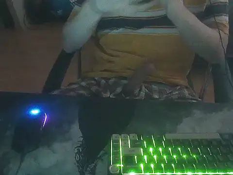 Snapshot of bnj181407 chatting on October 12, 5:01 pm bnj181407 online show from October 12, 5:01 pm