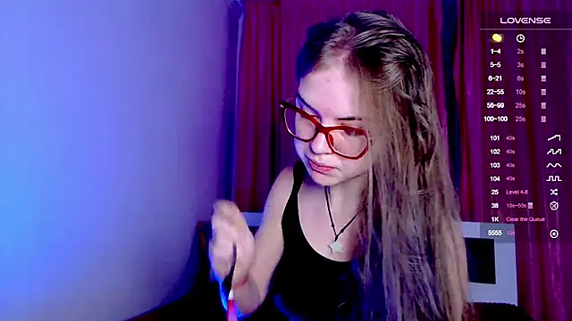 Sarah HS online show from December 22, 12:05 pm