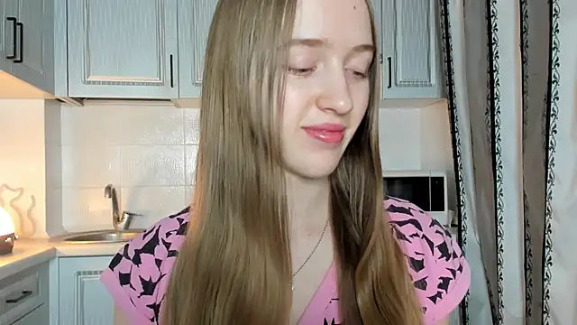 leslie my lovee online show from October 30, 7:03 pm