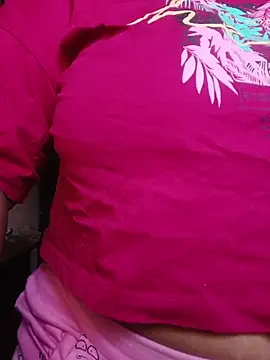 Snapshot of Ivy-09 chatting on February 13, 7:15 am Ivy-09 online show from February 13, 7:15 am