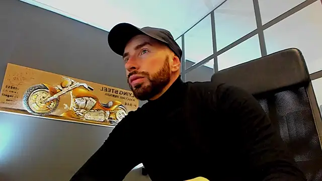 AronGrant online show from February 10, 9:02 am