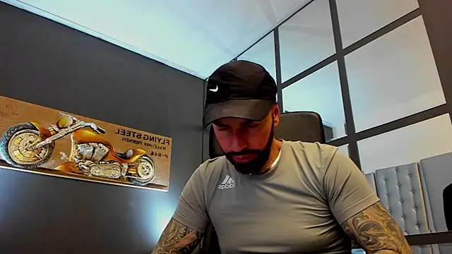 AronGrant online show from February 24, 9:18 am