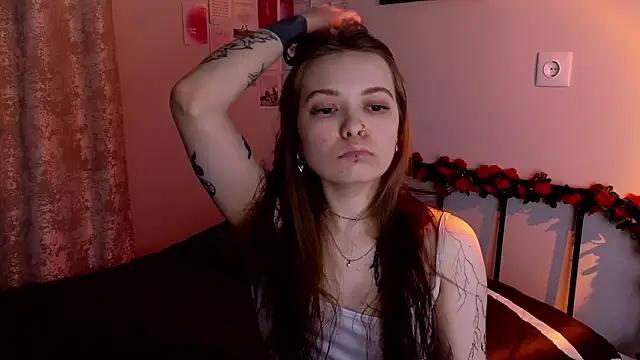 doll lol  online show from March 29, 5:24 pm