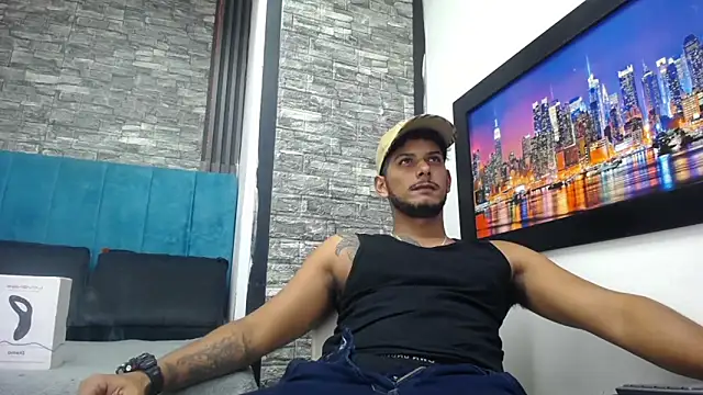 Chris Dick23 online show from February 1, 6:34 am