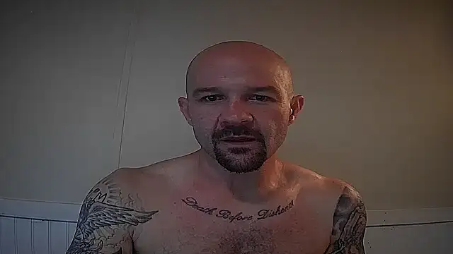 Snapshot of Kinkster615 chatting on June 12, 11:14 pm Kinkster615 online show from June 12, 11:14 pm