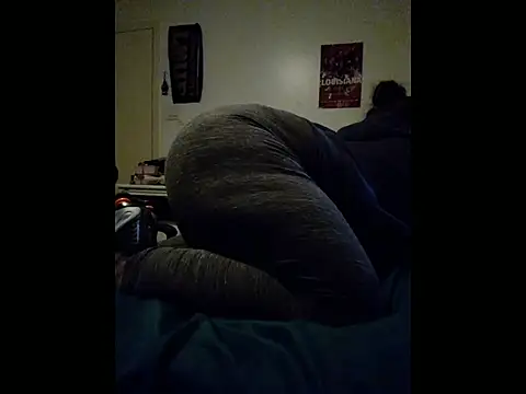 Snapshot of missthickness35_Pika chatting on June 12, 7:24 pm missthickness35 Pika online show from June 12, 7:24 pm