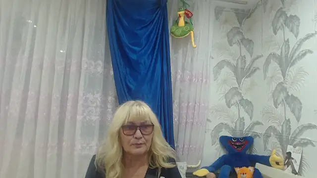 CamDiva113 online show from October 16, 3:24 pm