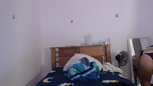  Camilla Castellar online show from December 28, 6:39 am