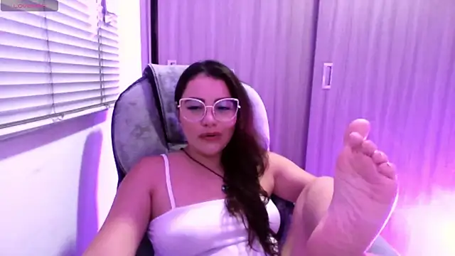 Snapshot of DarlingBDSM_ chatting on May 31, 1:47 am DarlingBDSM online show from May 31, 1:47 am