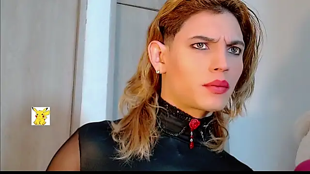 Snapshot of honey_skin chatting on February 26, 5:31 am honey skin online show from February 26, 5:31 am