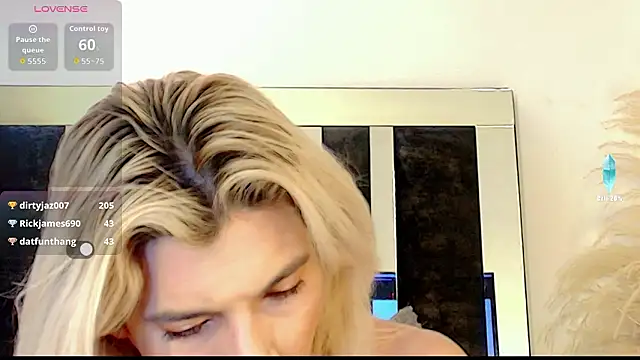 honey skin online show from February 4, 10:26 pm