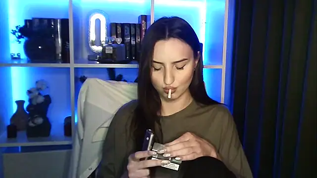 X Alisa online show from April 11, 6:23 pm