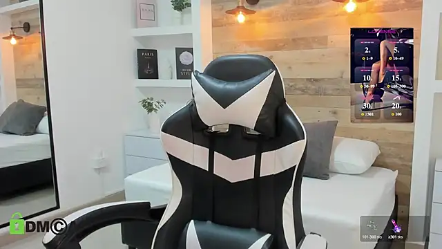 candy summer28 online show from April 17, 7:17 pm