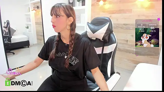 Snapshot of candy_summer28 chatting on May 22, 7:19 pm candy summer28 online show from May 22, 7:19 pm