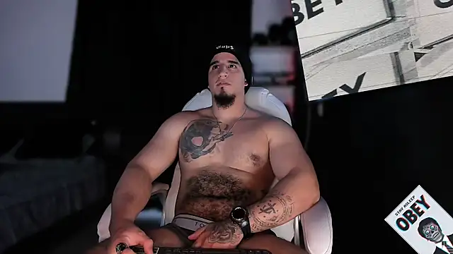 Snapshot of kingbear777 chatting on March 17, 10:06 pm kingbear777 online show from March 17, 10:06 pm