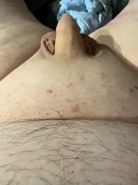 Snapshot of henes188 chatting on March 12, 9:24 pm henes188 online show from March 12, 9:24 pm