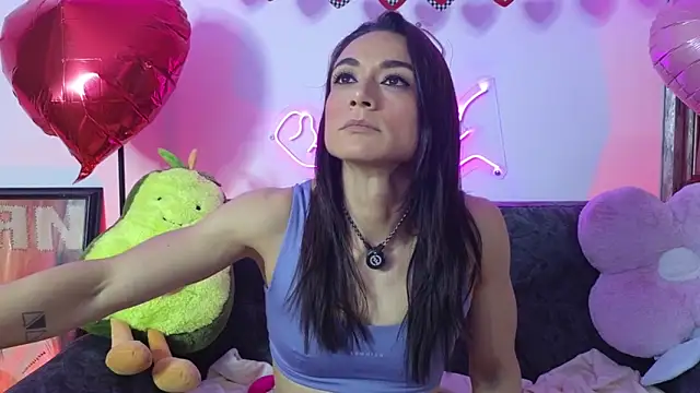 Snapshot of Katrin-1 chatting on February 11, 10:28 pm Katrin-1 online show from February 11, 10:28 pm
