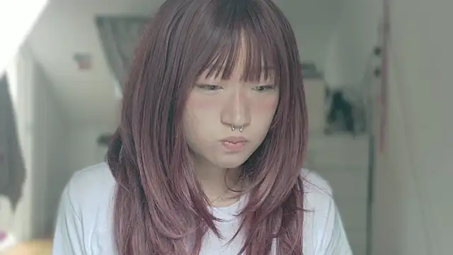 Snapshot of xxxYUKARIxxx chatting on June 11, 12:25 pm xxxYUKARIxxx online show from June 11, 12:25 pm