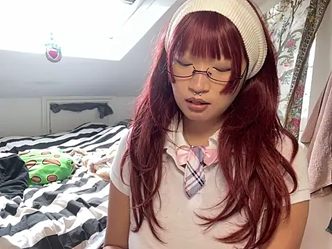 Snapshot of xxxYUKARIxxx chatting on August 2, 12:03 pm xxxYUKARIxxx online show from August 2, 12:03 pm