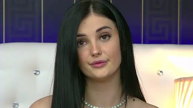 SophiaVilner online show from January 2, 7:18 pm
