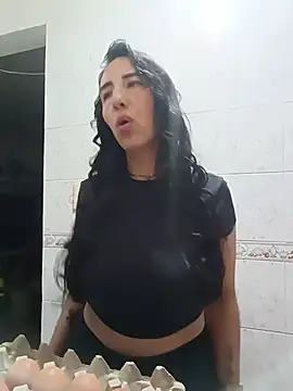 Snapshot of christine-x chatting on July 22, 12:08 pm christine-x online show from July 22, 12:08 pm