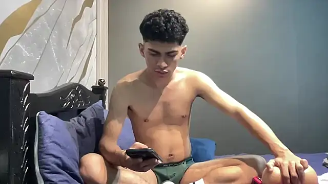 WildLogan online show from March 14, 10:59 pm