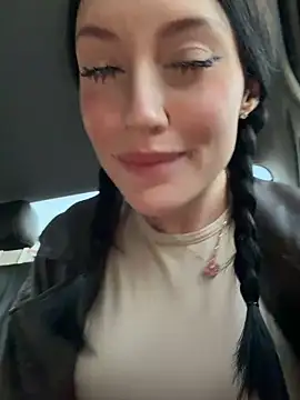 Melissa crazy online show from March 21, 4:10 pm