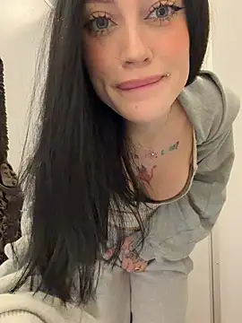 Snapshot of Melissa_crazy chatting on July 8, 4:44 pm Melissa crazy online show from July 8, 4:44 pm