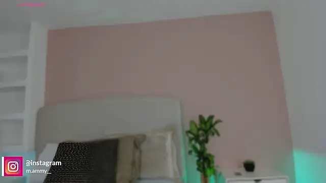 Snapshot of Ammy_xx chatting on June 5, 7:52 pm Ammy xx online show from June 5, 7:52 pm