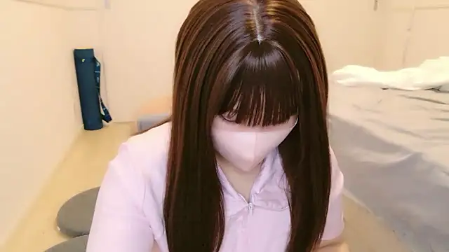 Snapshot of _mirai0917 chatting on May 2, 9:14 am mirai0917 online show from May 2, 9:14 am