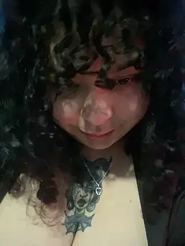 Snapshot of Kimberliprivv chatting on July 9, 3:21 am Kimberliprivv online show from July 9, 3:21 am