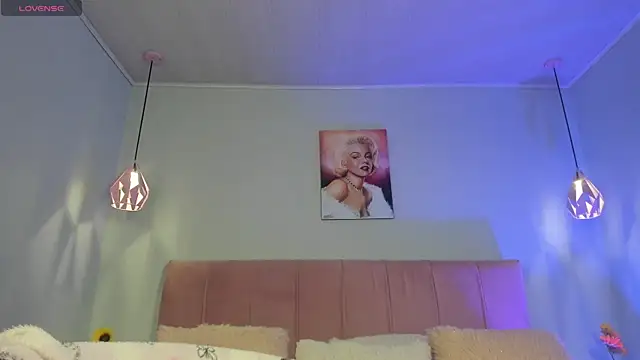 ScarletGV online show from April 22, 5:21 am