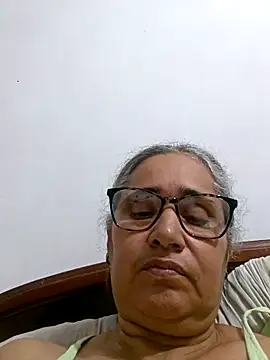  candi online show from April 10, 2:28 am