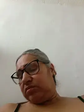  candi online show from May 31, 3:08 pm