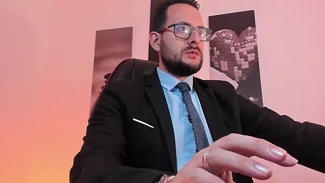 Snapshot of Jerry_hot1 chatting on May 19, 12:22 pm Jerry hot1 online show from May 19, 12:22 pm