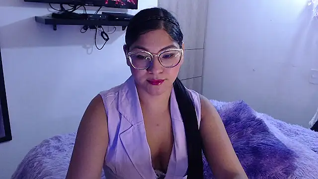 Snapshot of Prins_jazmin chatting on June 1, 4:14 am Prins jazmin online show from June 1, 4:14 am