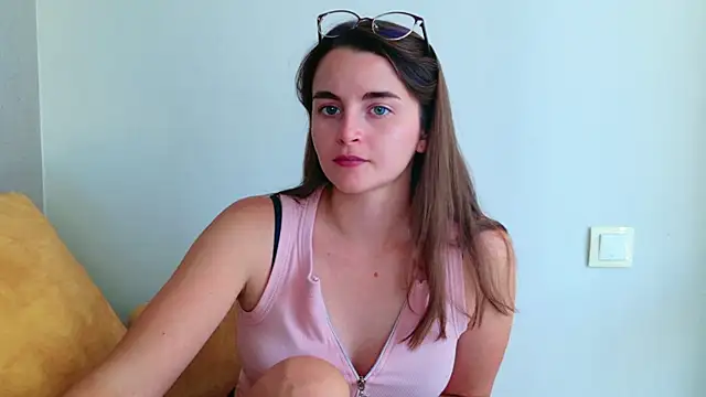 Snapshot of Miss_Arwen chatting on July 21, 12:51 pm Miss Arwen online show from July 21, 12:51 pm