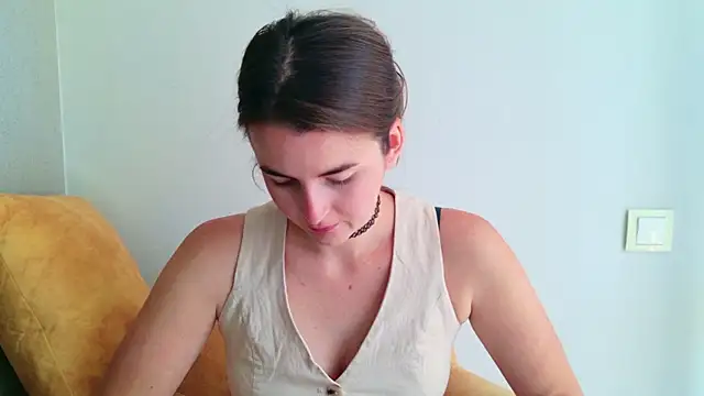 Snapshot of Miss_Arwen chatting on July 27, 9:05 am Miss Arwen online show from July 27, 9:05 am