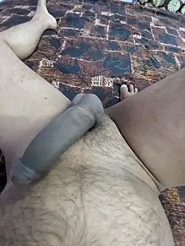 studboy1111 online show from March 6, 5:26 am