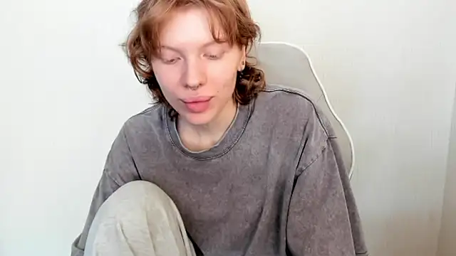 StellaDavis online show from March 7, 8:44 am