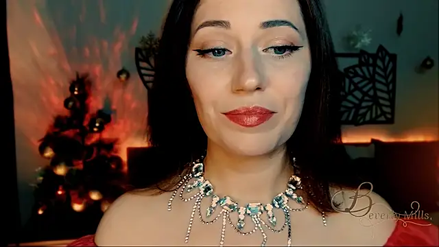 Snapshot of MissBeverlyMills chatting on December 29, 6:27 pm MissBeverlyMills online show from December 29, 6:27 pm
