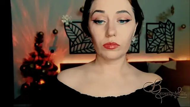 Snapshot of MissBeverlyMills chatting on January 6, 5:49 pm MissBeverlyMills online show from January 6, 5:49 pm