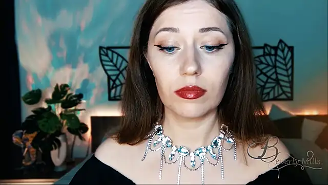 Snapshot of MissBeverlyMills chatting on January 11, 6:54 pm MissBeverlyMills online show from January 11, 6:54 pm