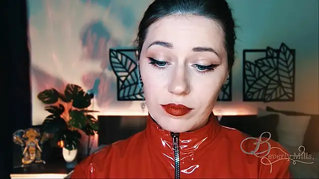 Snapshot of MissBeverlyMills chatting on February 15, 7:28 pm MissBeverlyMills online show from February 15, 7:28 pm