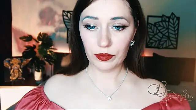 Snapshot of MissBeverlyMills chatting on February 19, 4:33 pm MissBeverlyMills online show from February 19, 4:33 pm