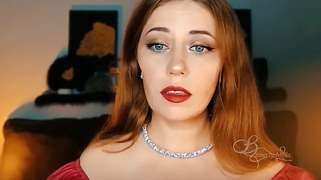 Snapshot of MissBeverlyMills chatting on September 30, 10:48 pm MissBeverlyMills online show from September 30, 10:48 pm