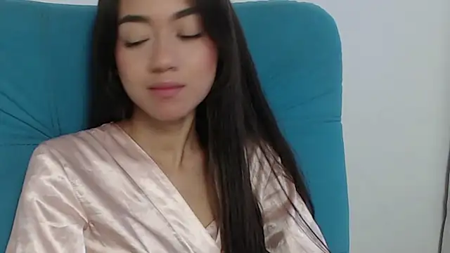 Snapshot of hantonella_ chatting on December 2, 1:57 pm hantonella  online show from December 2, 1:57 pm