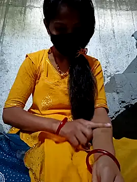 Snapshot of Anushka_Ji chatting on February 14, 8:10 am Anushka Ji online show from February 14, 8:10 am