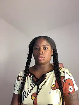 Snapshot of Tamara_Lubezkii chatting on March 8, 4:45 am Tamara Lubezkii online show from March 8, 4:45 am